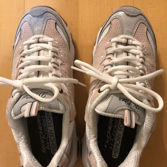 skechers air cooled memory foam for running